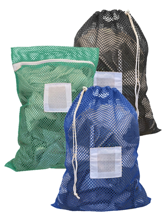 Closeup of zipper on a mesh laundry bag
